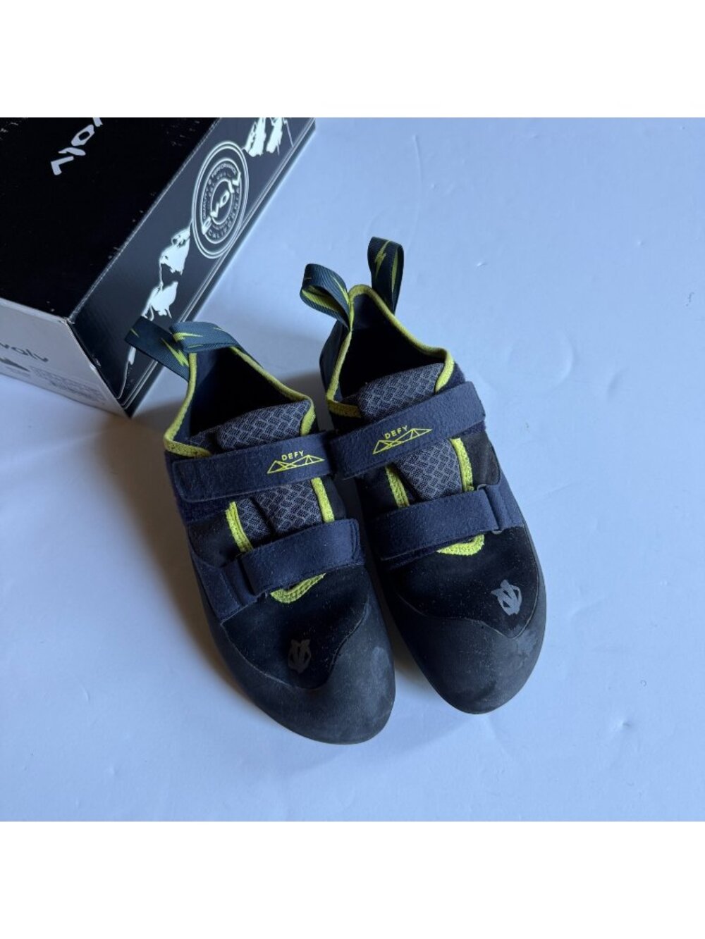 EVOLV Defy Rock Climbing Shoes - Black Sulphur - Men's US 11.5 EU 45